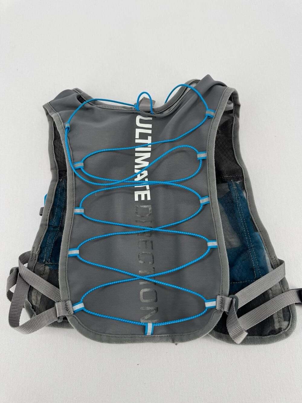 Ultimate Direction AK Race Vest 2.0 Size S/M Gunmetal Running Hydration Pack